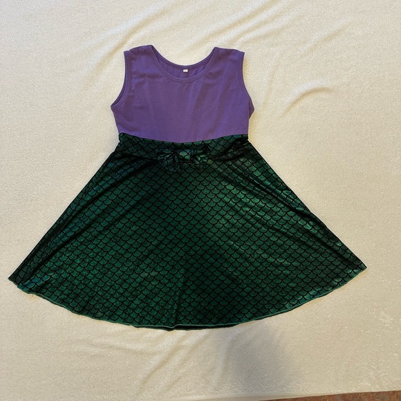 Size 6 - Girls The Little Mermaid Ariel Dress - Picture 1 of 3
